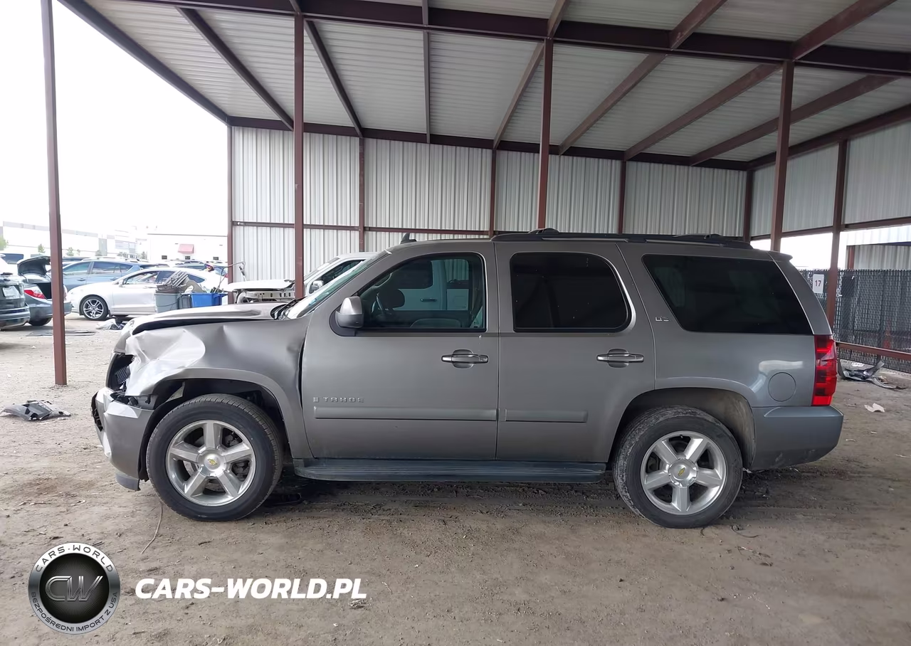 2007 Chevrolet Tahoe Ltz VIN:1GNFC13JX7R241508 - 14