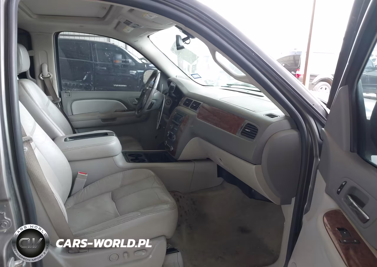 2007 Chevrolet Tahoe Ltz VIN:1GNFC13JX7R241508 - 5