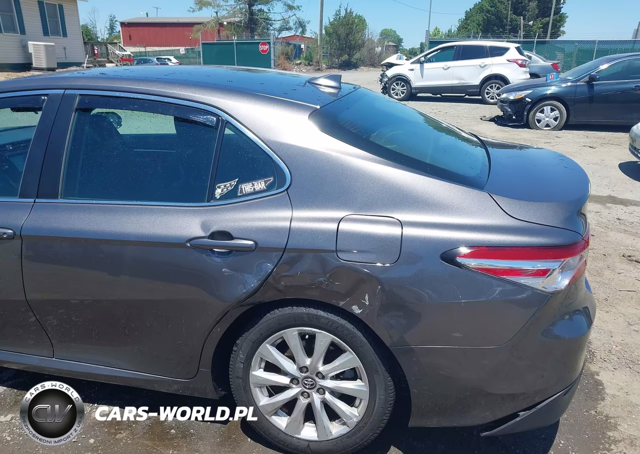 2019 Toyota Camry Le VIN:4T1B11HK2KU789874 - 6