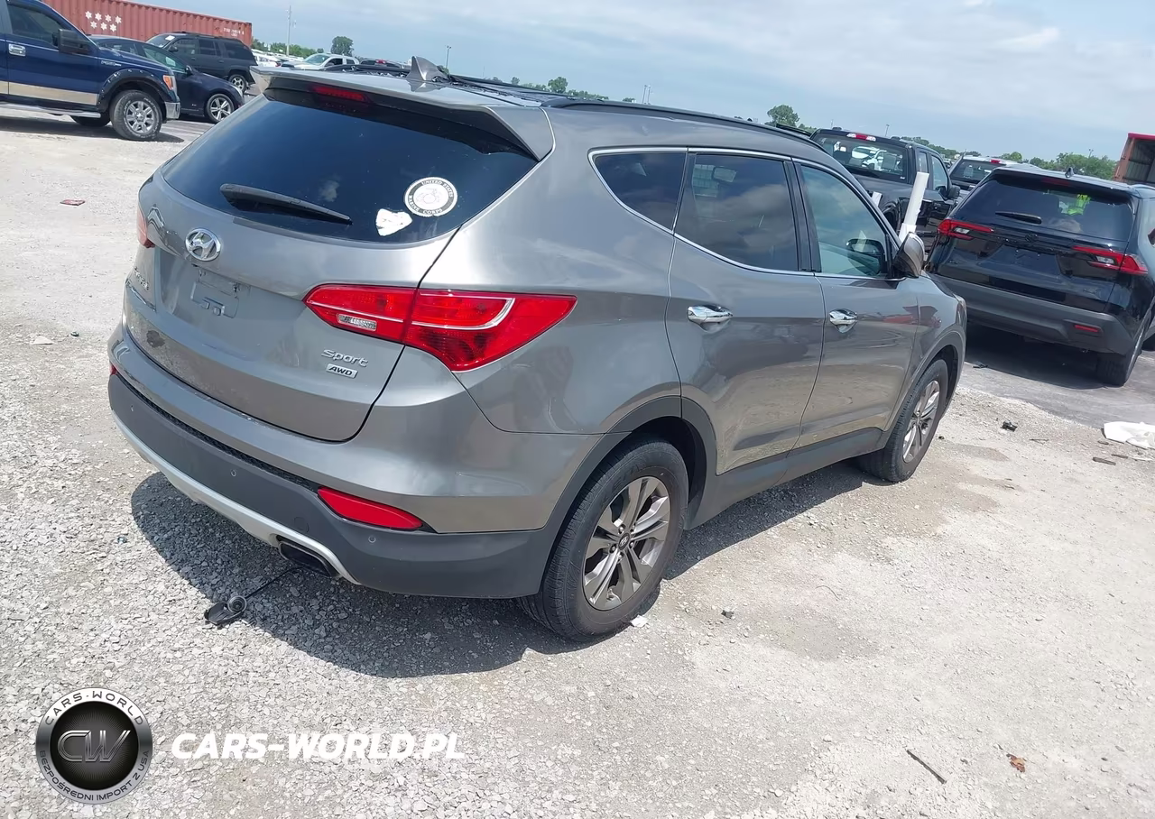 2016 Hyundai Santa Fe Sport 2.4L VIN:5XYZUDLB8GG362100 - 4