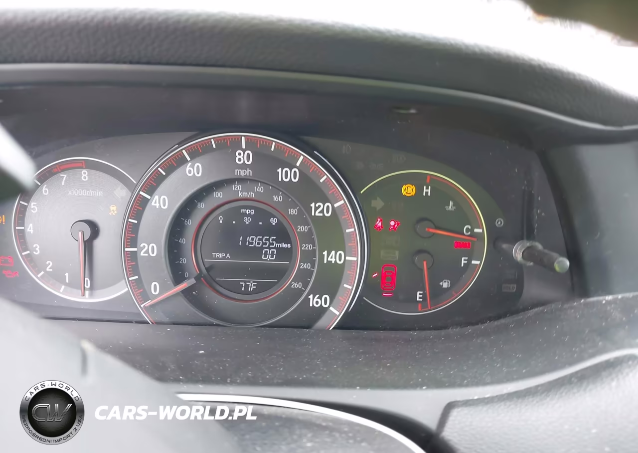 2017 Honda Accord Sport VIN:1HGCR2F5XHA030793 - 16