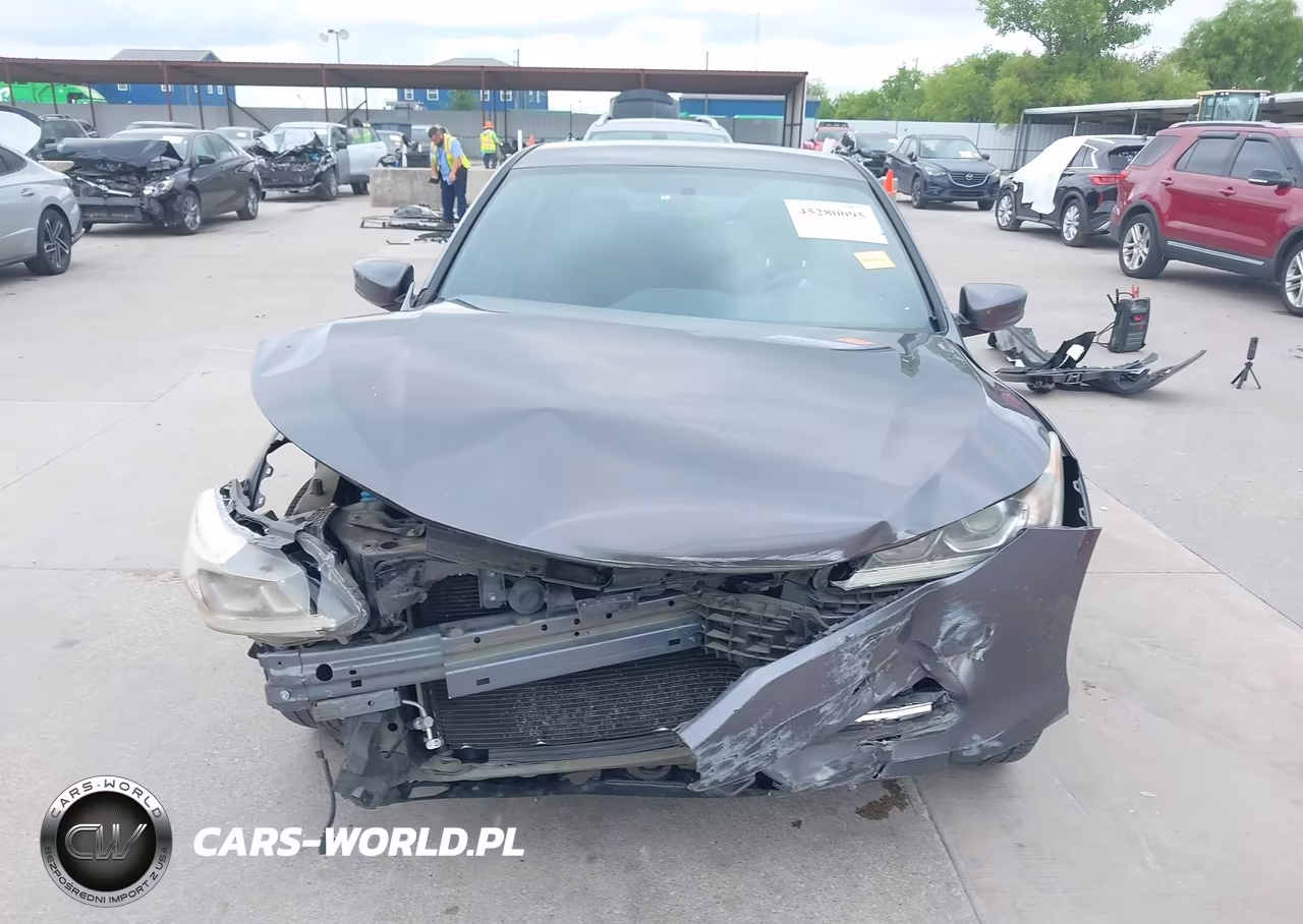 2017 Honda Accord Sport VIN:1HGCR2F5XHA030793 - 6