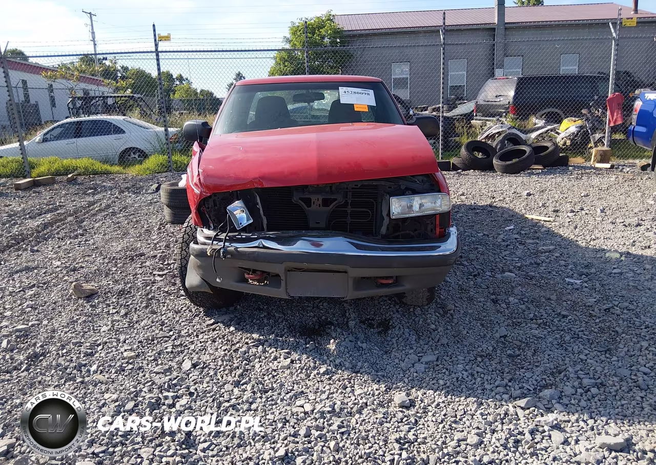 2001 Chevrolet S-10 Ls VIN:1GCDT19W318211914 - 13
