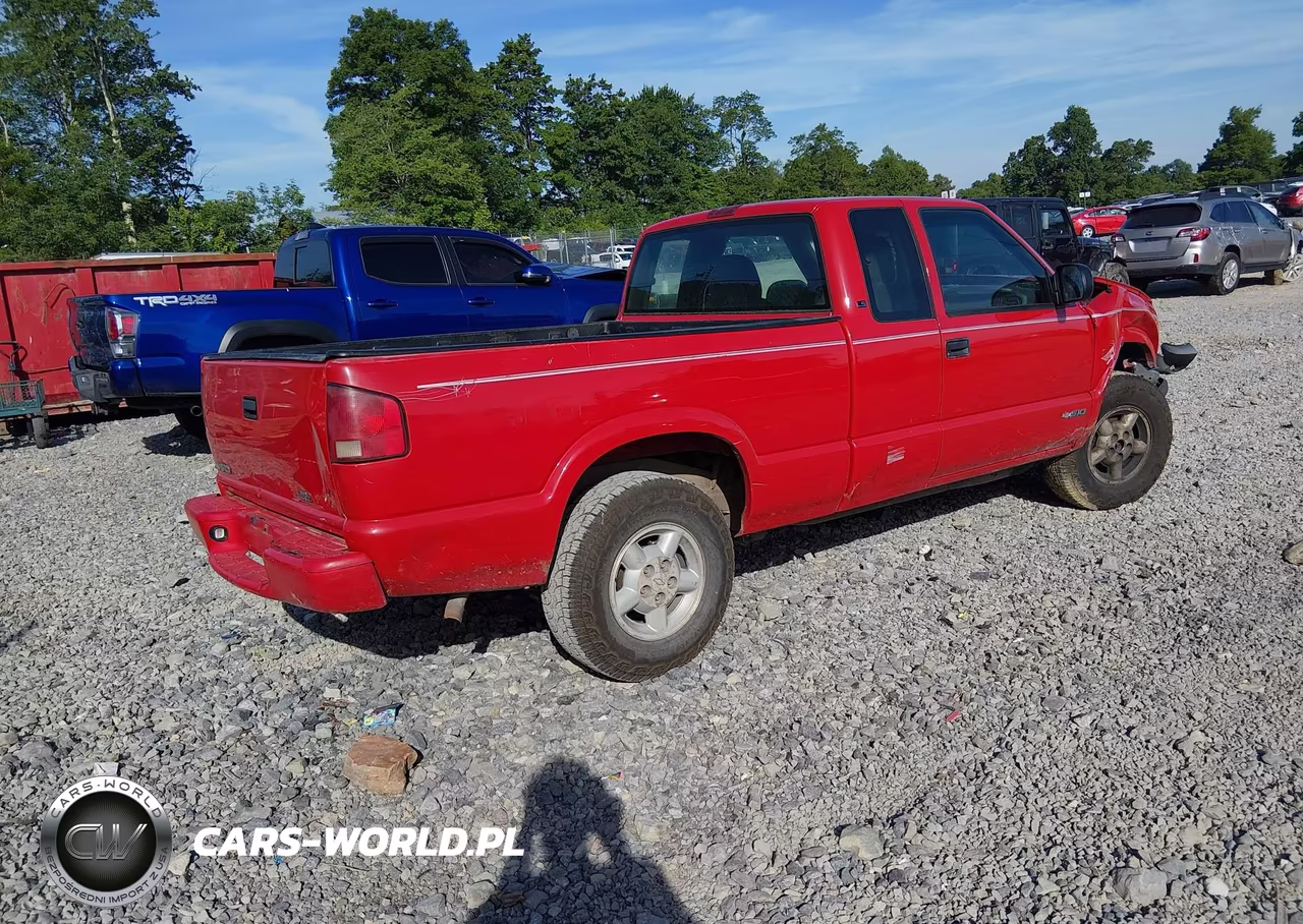 2001 Chevrolet S-10 Ls VIN:1GCDT19W318211914 - 4