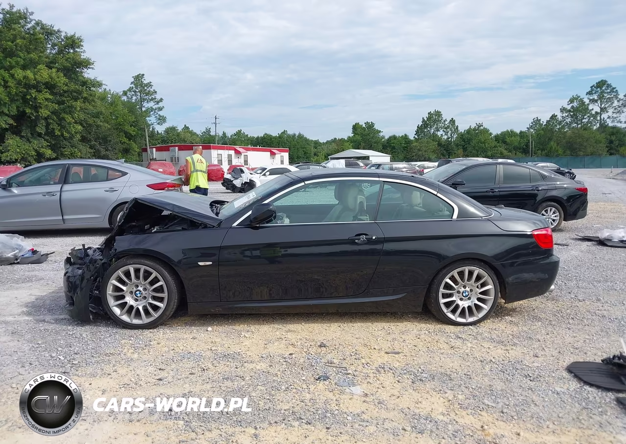 2013 BMW 328 I VIN:WBADW3C56DJ525621 - 15