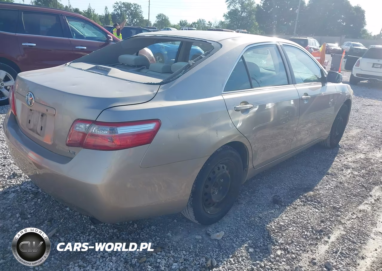 2007 Toyota Camry Le VIN:JTNBE46K573001286 - 4