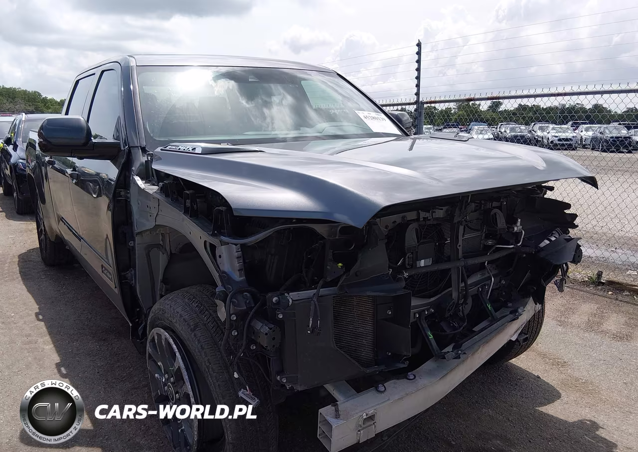2023 Toyota Tundra Hybrid Platinum – zdjęcie 1 z 17