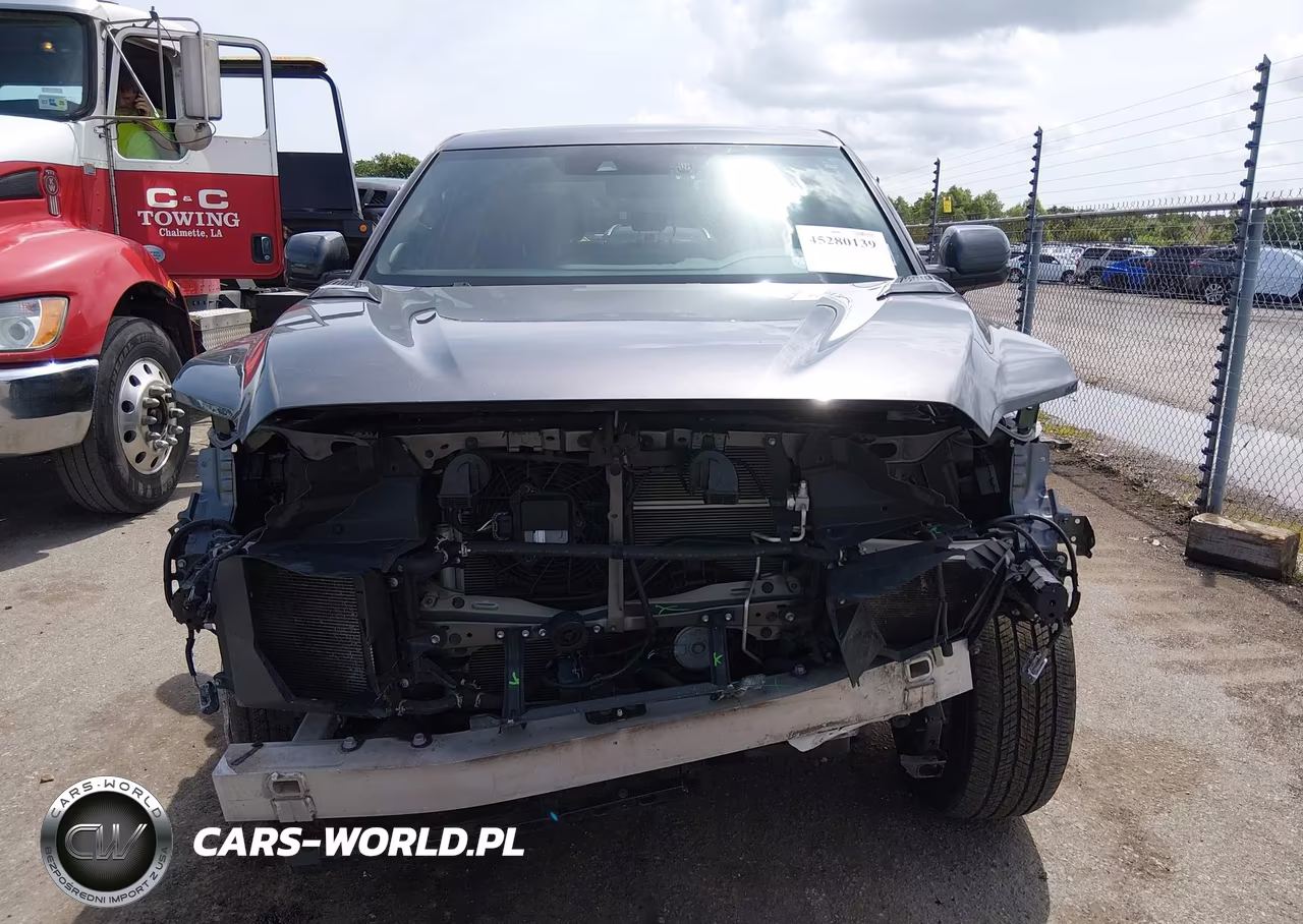 2023 Toyota Tundra Hybrid Platinum VIN:5TFNC5ECXPX003955 - 13