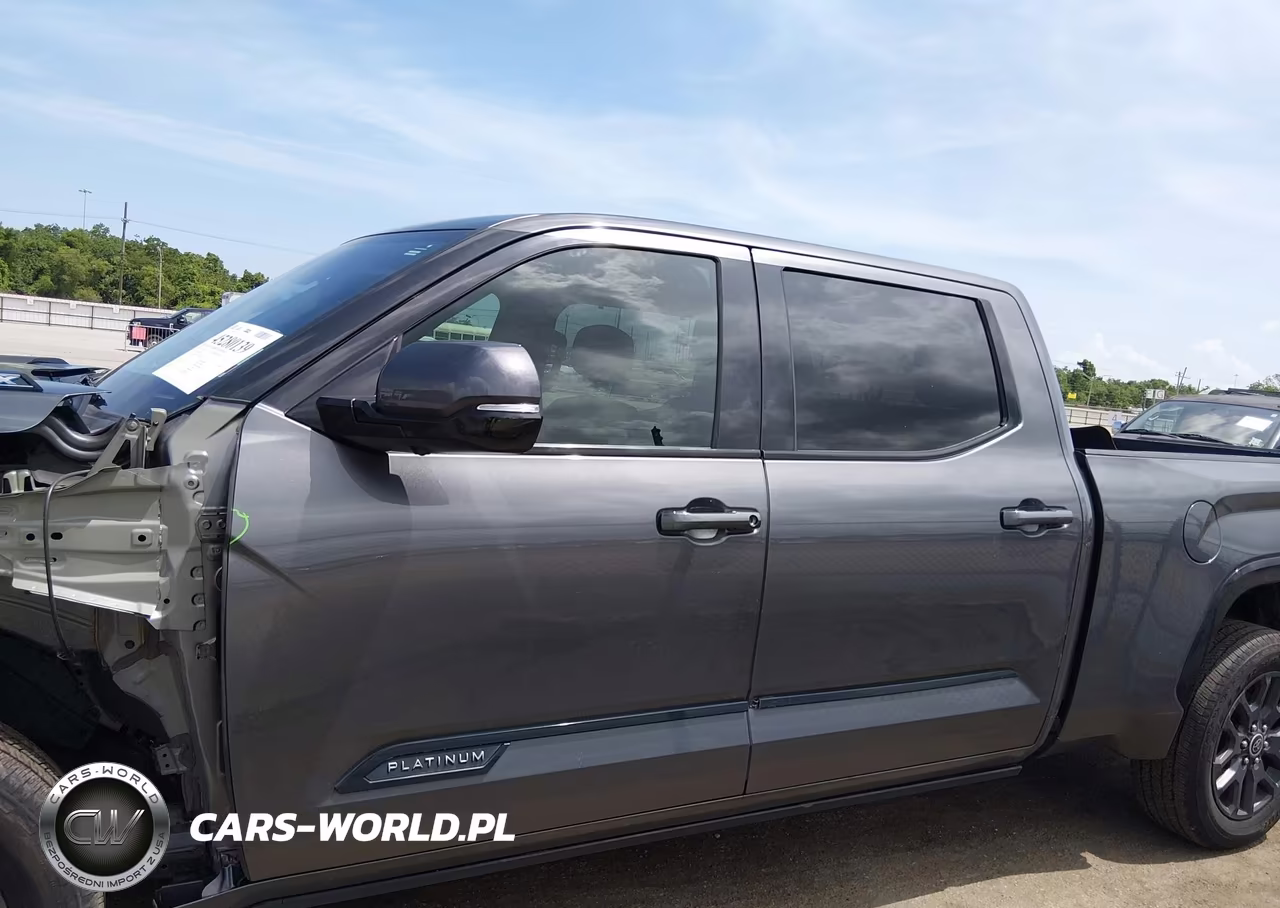 2023 Toyota Tundra Hybrid Platinum VIN:5TFNC5ECXPX003955 - 15