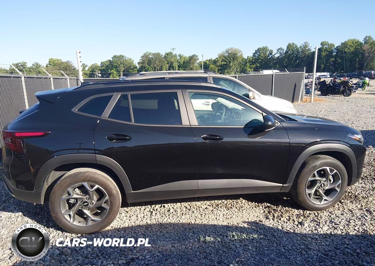 2025 Chevrolet Trax Fwd Lt VIN:KL77LHEP8SC230040 - 13