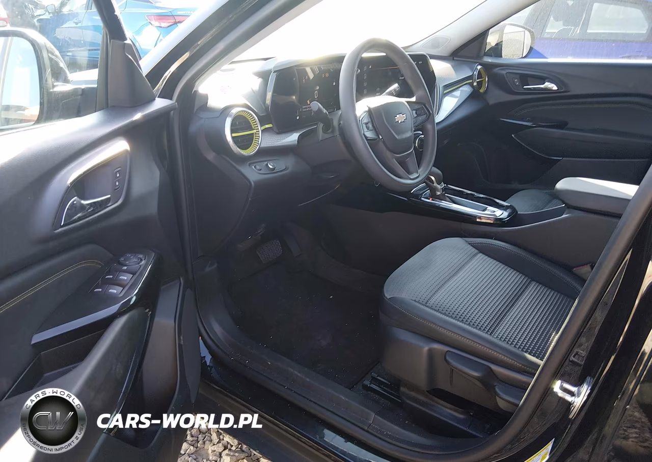 2025 Chevrolet Trax Fwd Lt VIN:KL77LHEP8SC230040 - 5