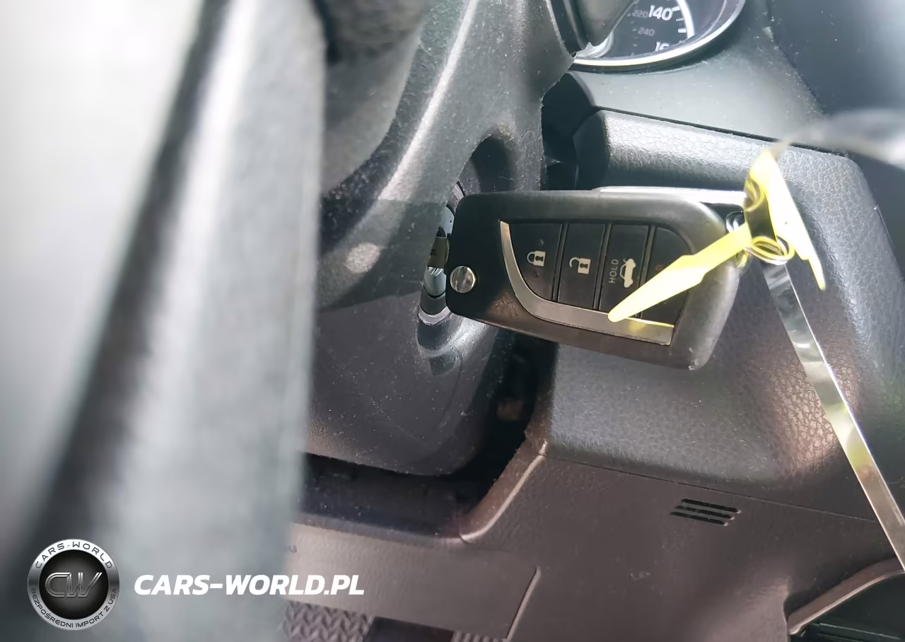 2018 Toyota Camry Le VIN:4T1B11HK7JU644263 - 11