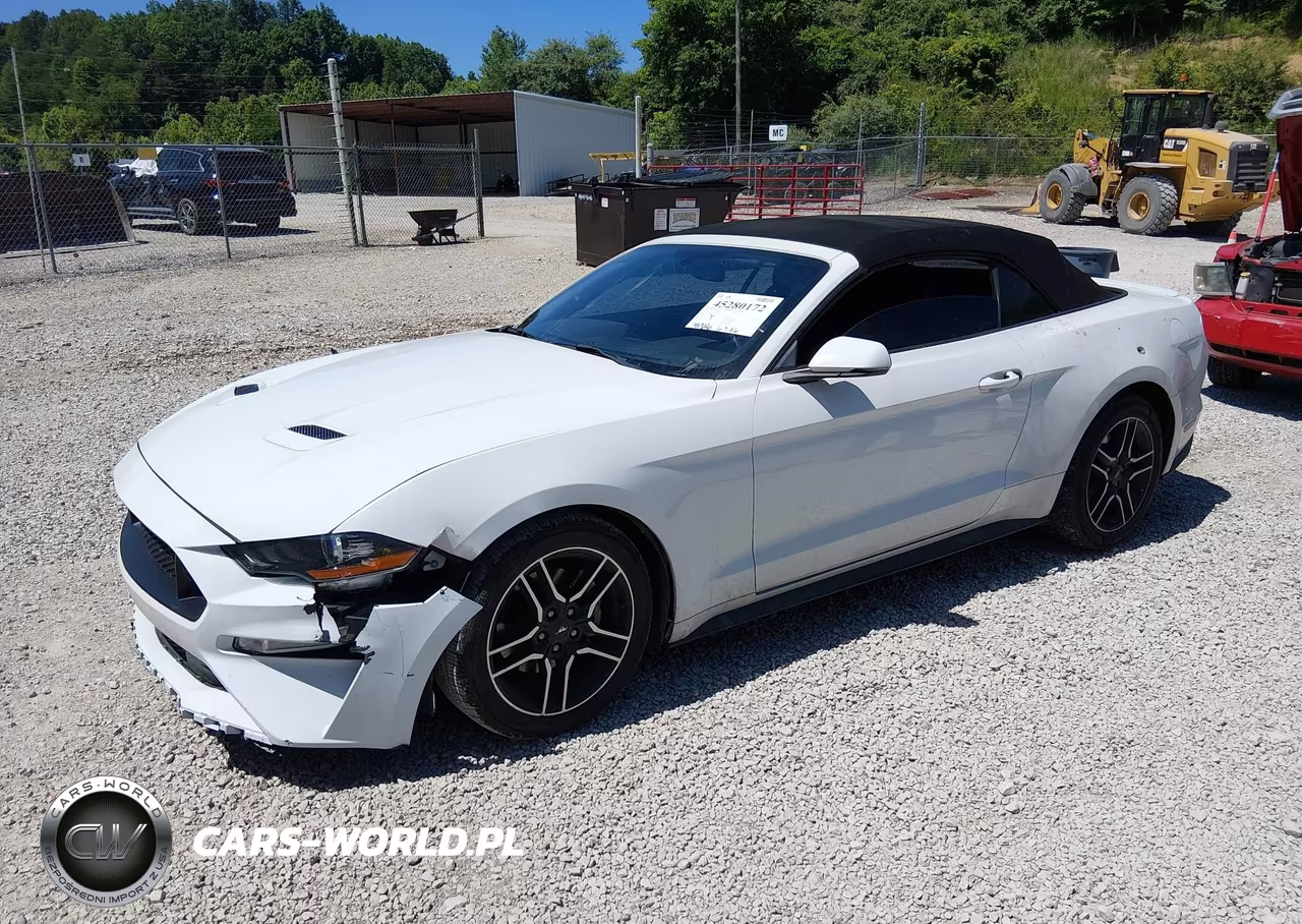 FORD MUSTANG VIN:1FATP8UH5J5139168 - 2