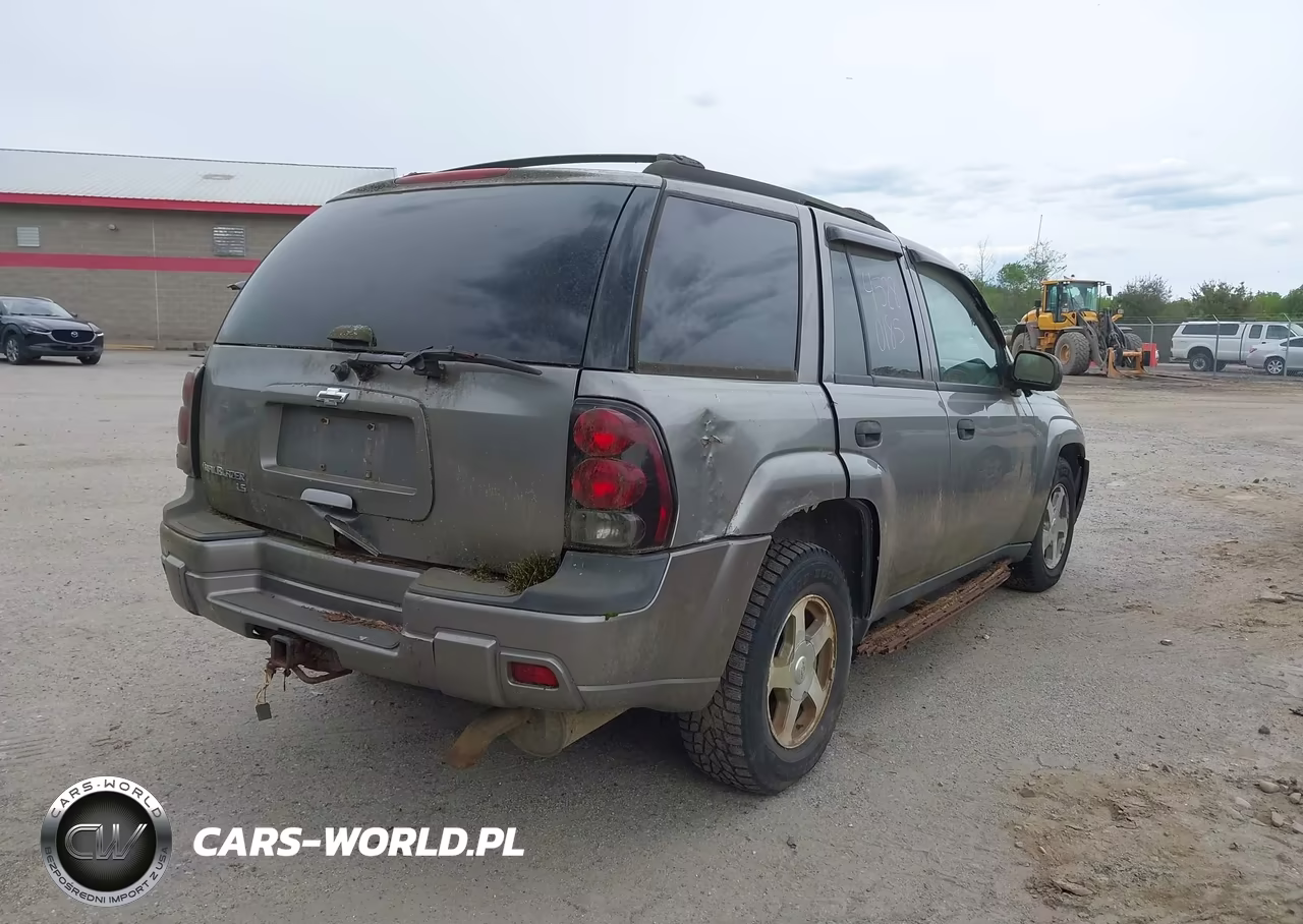 2006 Chevrolet Trailblazer Ls VIN:1GNDT13S162104450 - 4