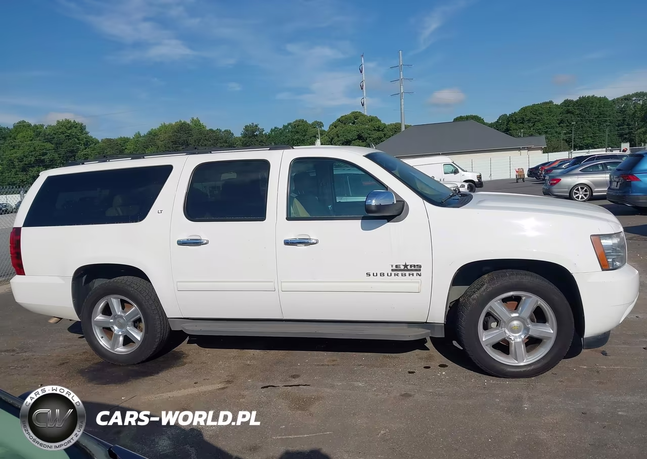 2013 Chevrolet Suburban 1500 Lt VIN:1GNSCJE07DR323663 - 13
