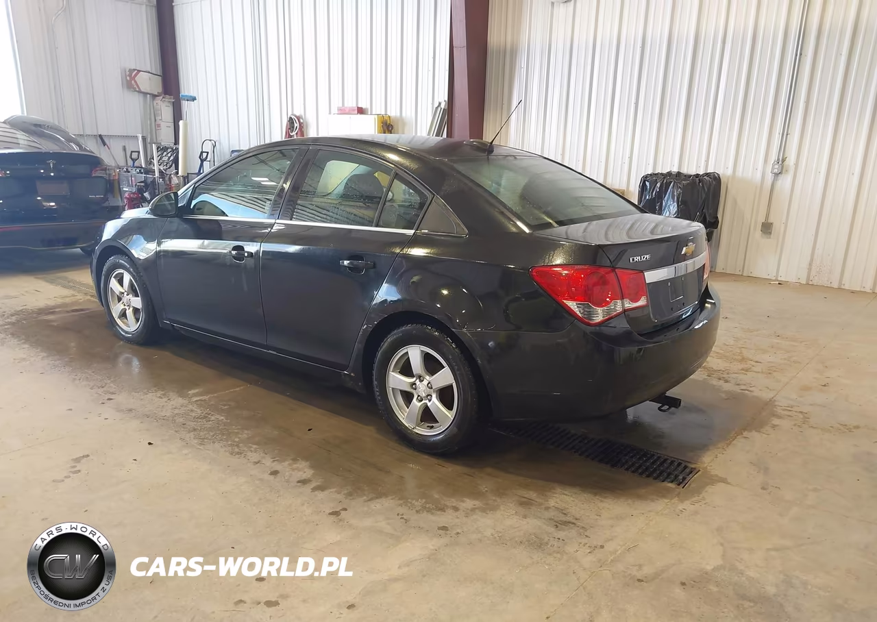 2015 Chevrolet Cruze 1Lt Auto VIN:1G1PC5SBXF7192327 - 3