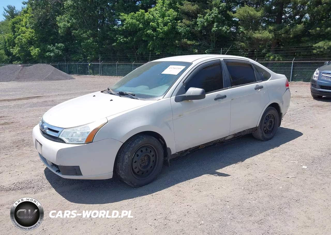 2010 Ford Focus S VIN:1FAHP3EN8AW135915 - 2