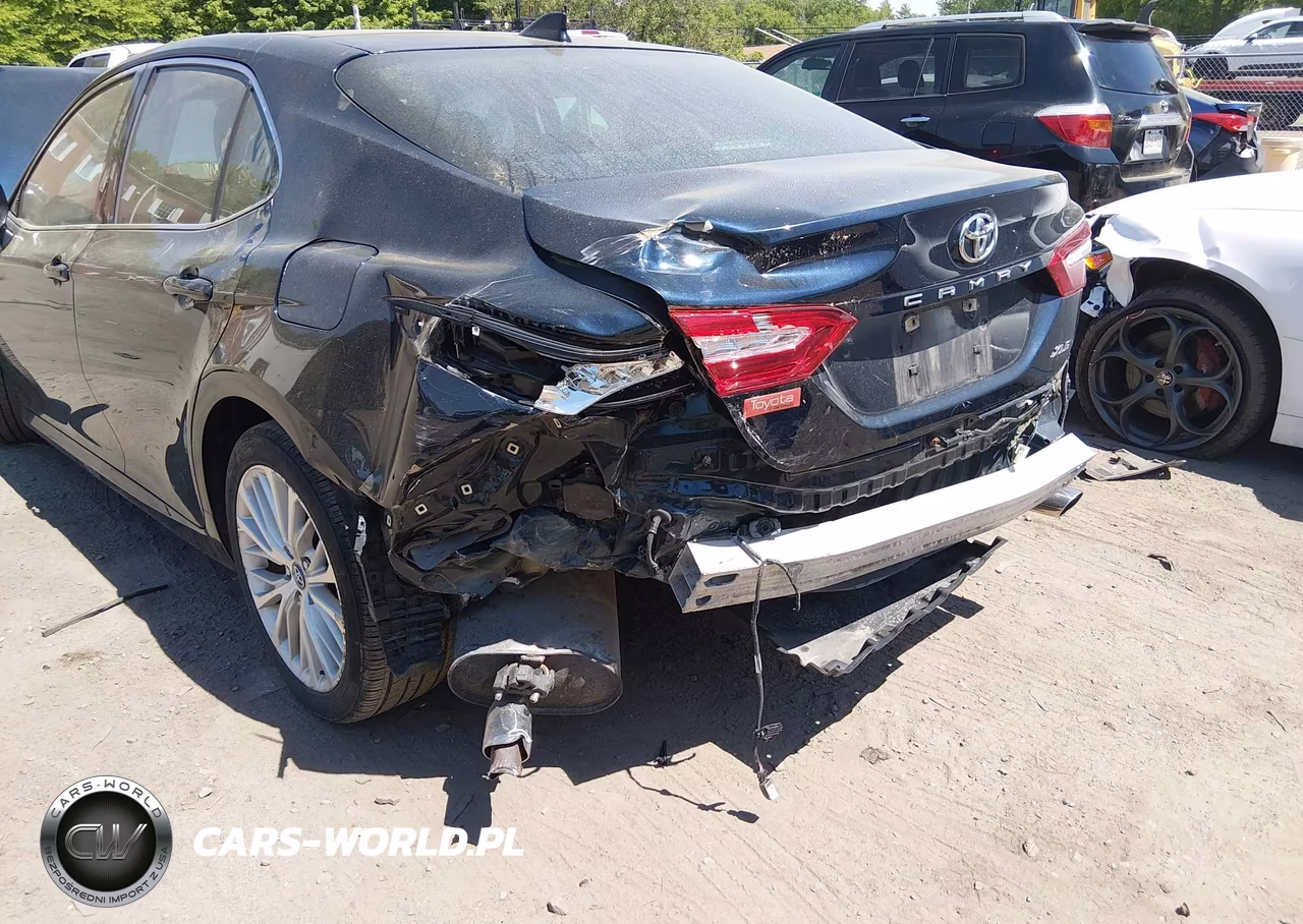 2018 Toyota Camry Xle V6 VIN:4T1BZ1HK7JU505744 - 17