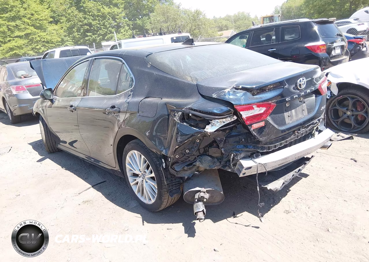 2018 Toyota Camry Xle V6 VIN:4T1BZ1HK7JU505744 - 3