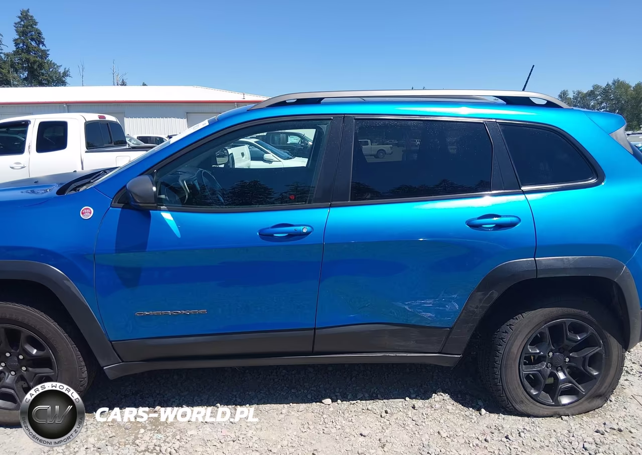 2019 Jeep Cherokee Trailhawk Elite 4X4 VIN:1C4PJMBN0KD153341 - 14