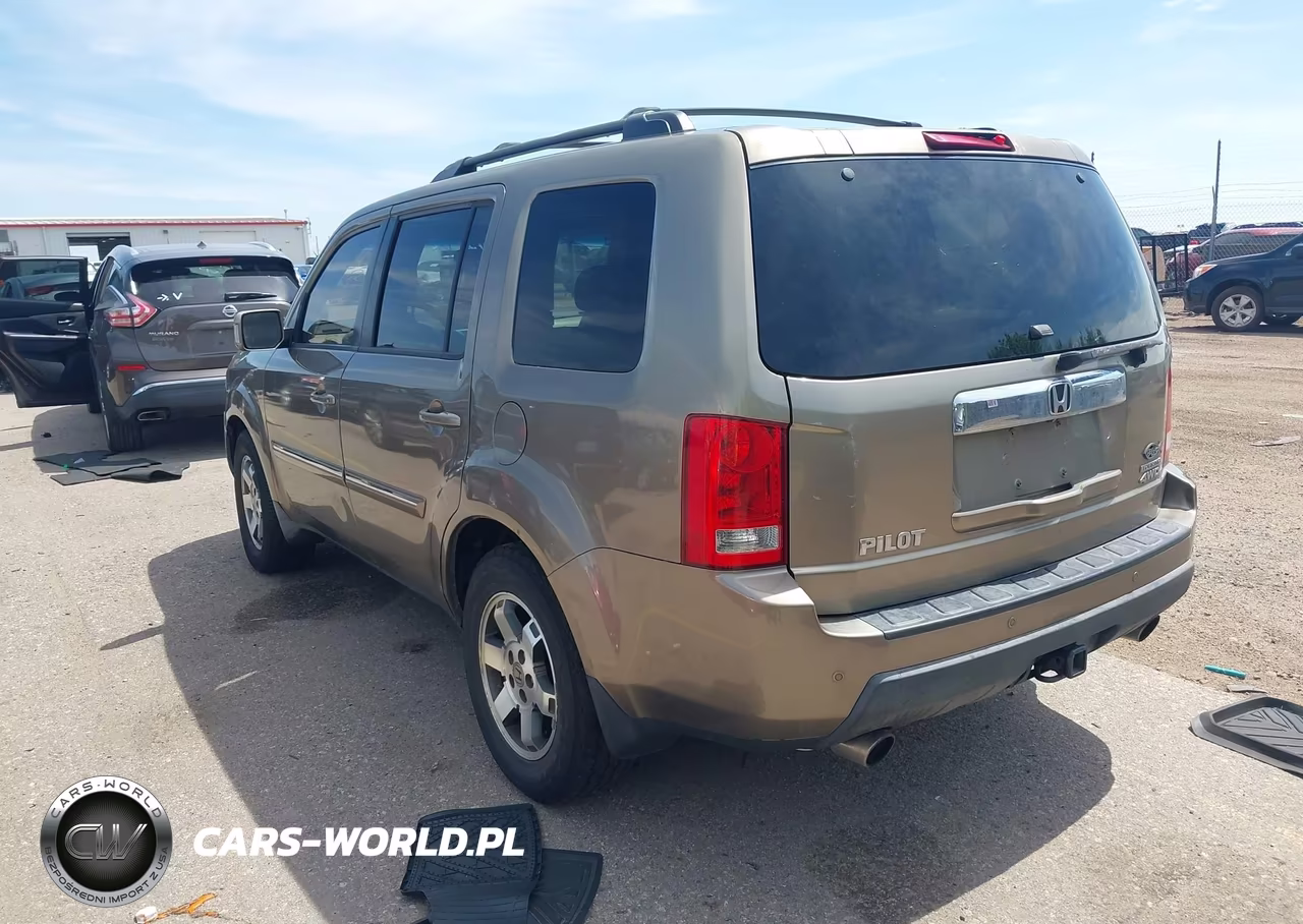 2009 Honda Pilot Touring VIN:5FNYF48969B021073 - 3