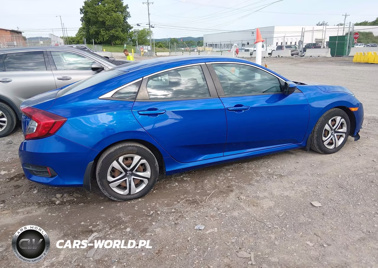 2018 Honda Civic Lx VIN:19XFC2F58JE035037 - 4