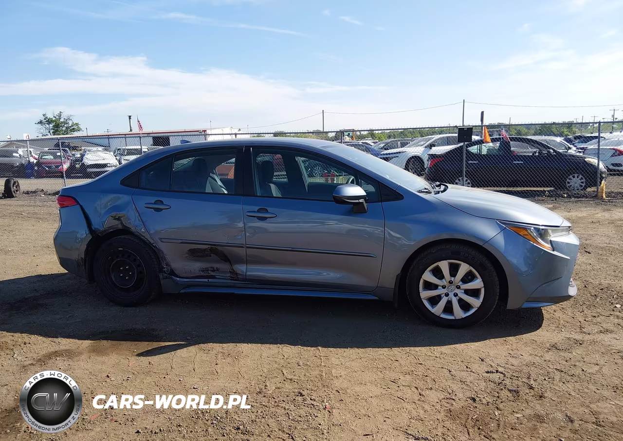 2020 Toyota Corolla Le VIN:5YFEPRAE5LP113517 - 13