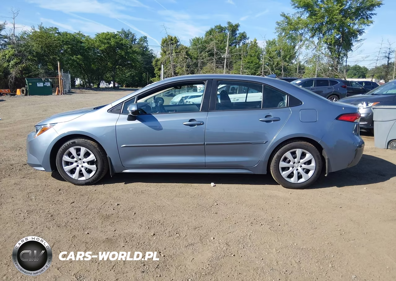 2020 Toyota Corolla Le VIN:5YFEPRAE5LP113517 - 14