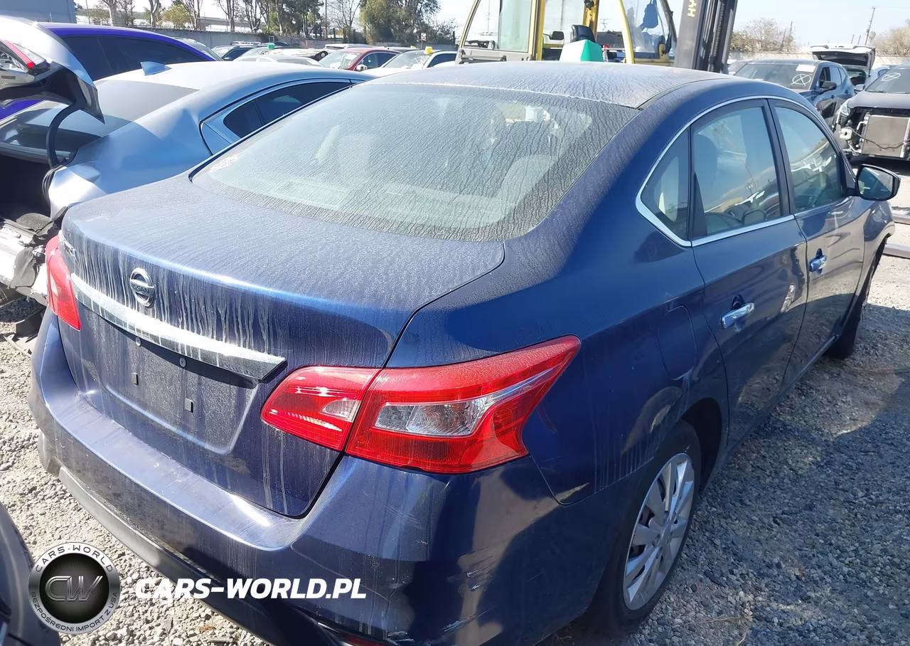 2017 Nissan Sentra S VIN:3N1AB7AP9HY302104 - 4