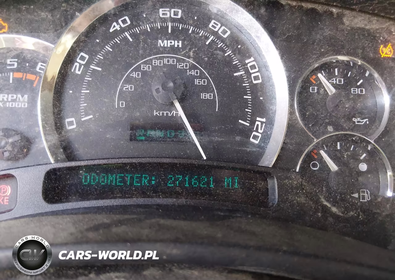 2005 Cadillac Escalade Standard VIN:1GYEC63N45R215580 - 7