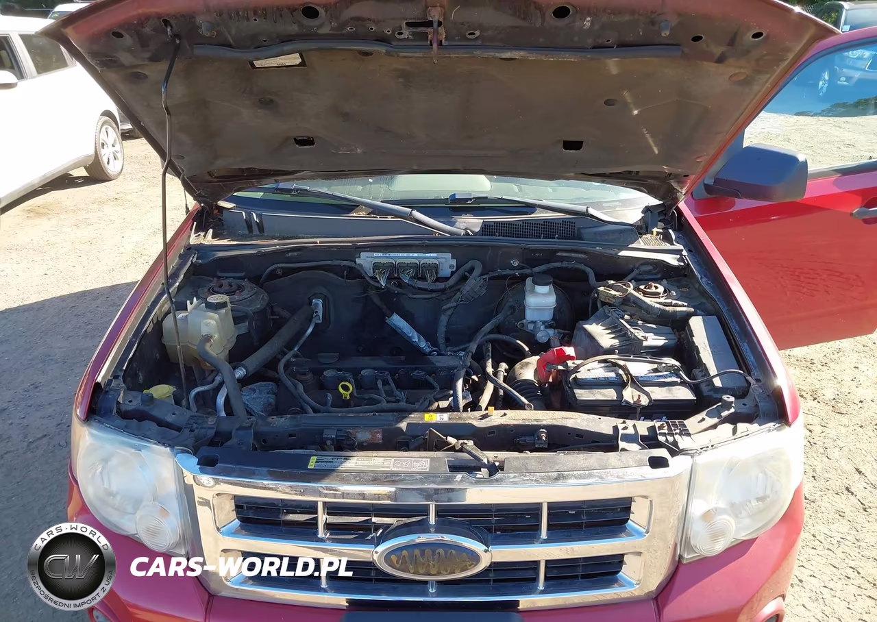 2010 Ford Escape Xls VIN:1FMCU9C72AKD30027 - 10