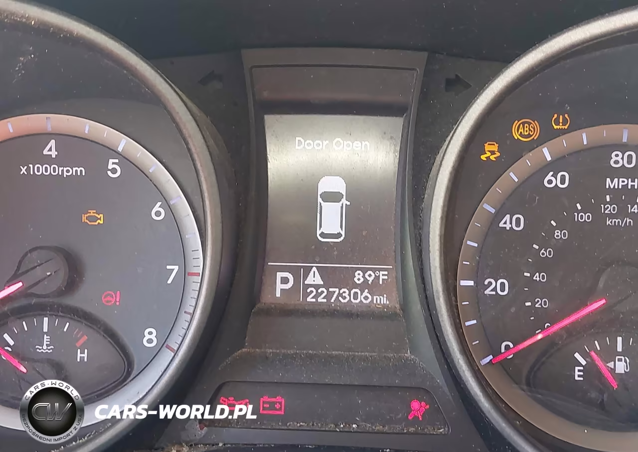 2016 Hyundai Santa Fe Sport 2.4L VIN:5XYZT3LB8GG334455 - 15