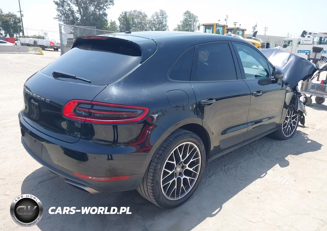 2018 Porsche Macan VIN:WP1AA2A54JLB01340 - 4