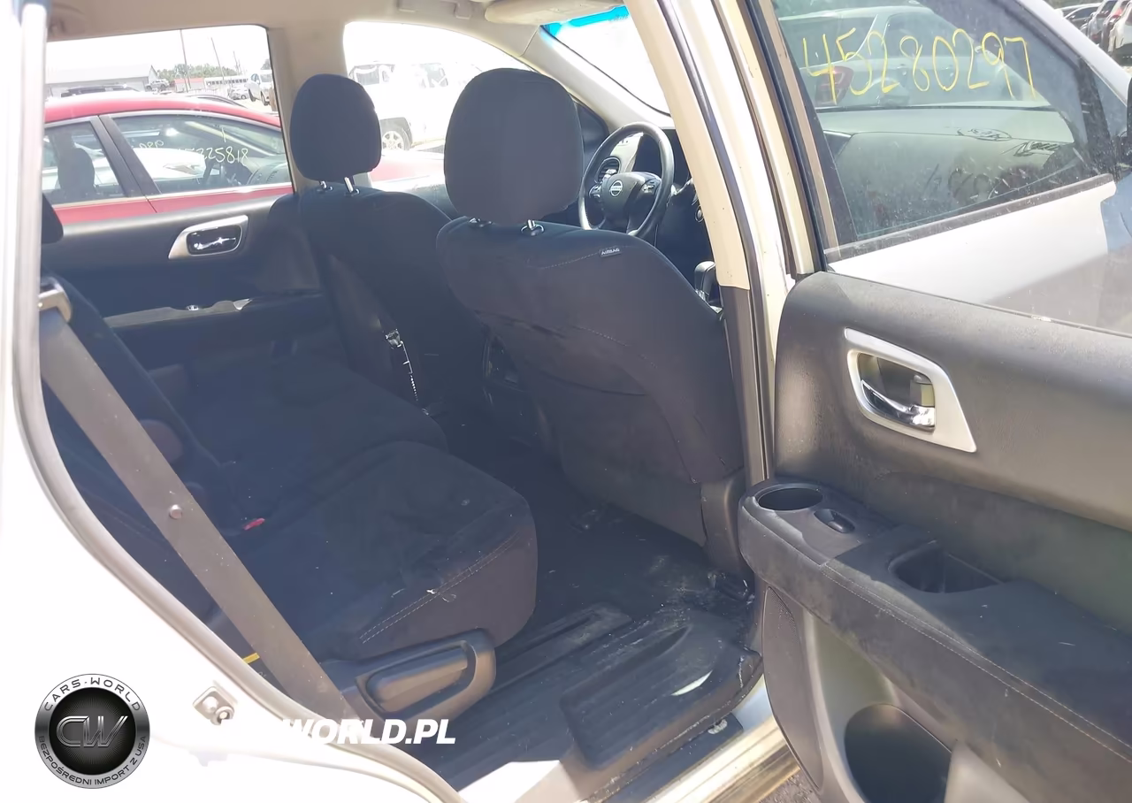 2016 Nissan Pathfinder Platinum-S-Sl-Sv VIN:5N1AR2MN3GC633754 - 8