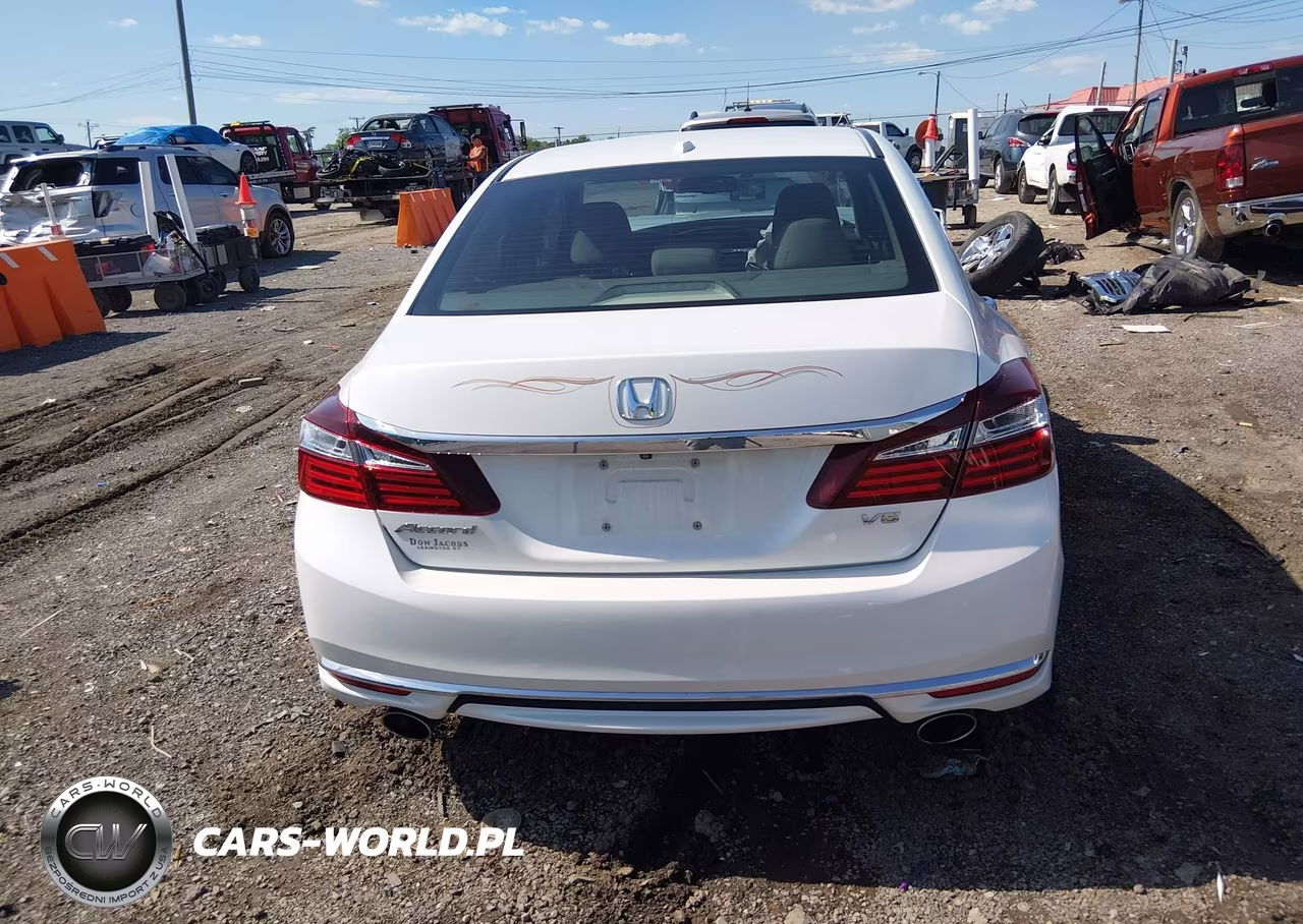 2017 Honda Accord Ex-L V6 VIN:1HGCR3F85HA013108 - 16