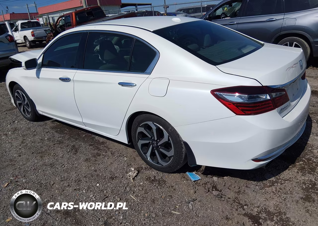 2017 Honda Accord Ex-L V6 VIN:1HGCR3F85HA013108 - 3