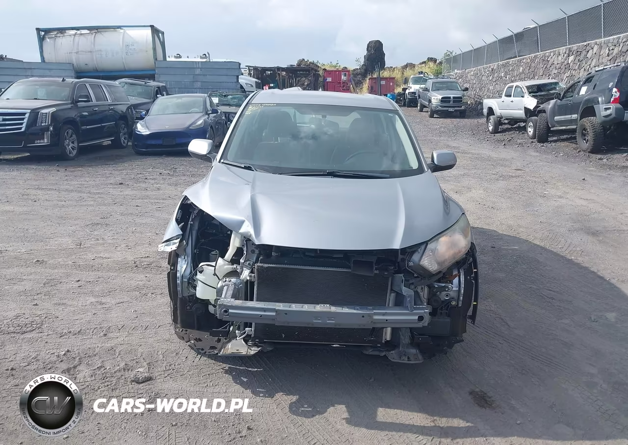 2018 Honda Hr-V Lx VIN:3CZRU6H38JG701745 - 6