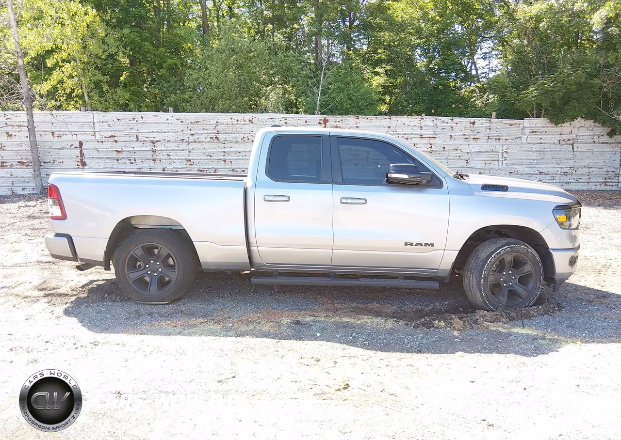 2022 Ram 1500 Big Horn 4X4 6'4 Box VIN:1C6RRFBG2NN352069 - 14