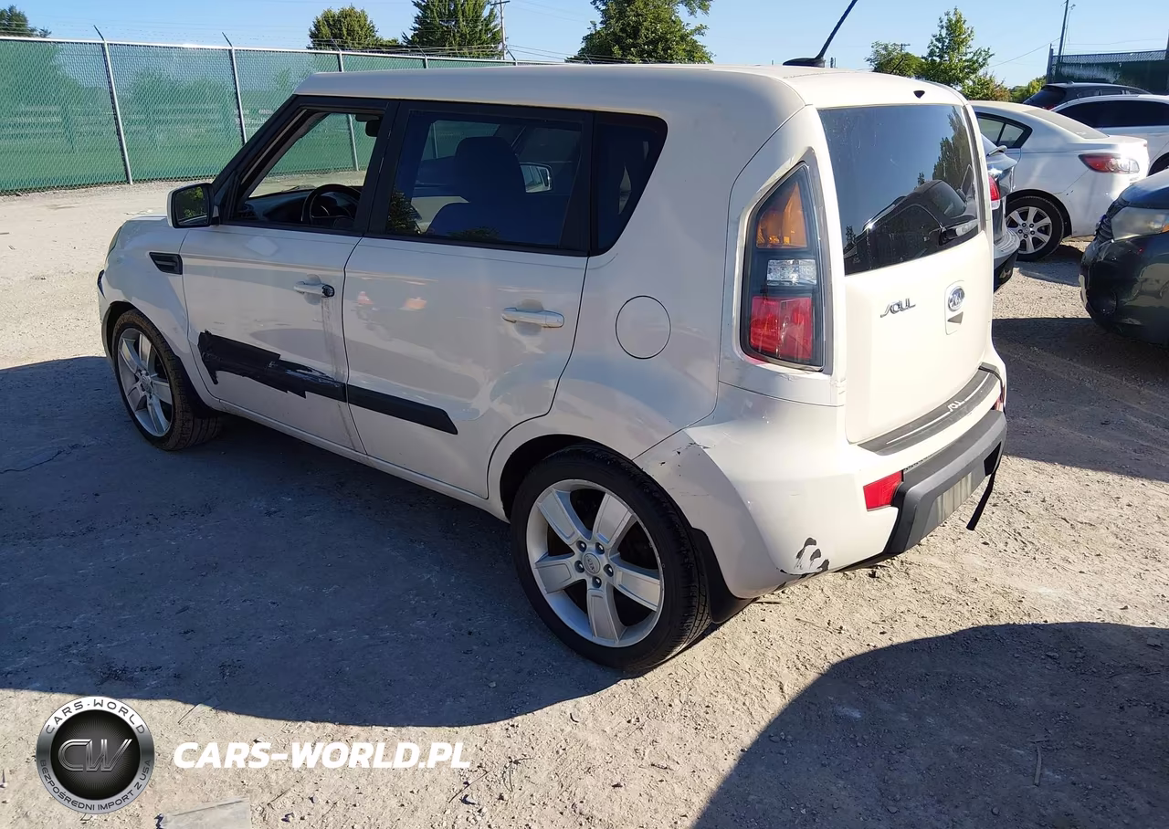 2011 Kia Soul ! VIN:KNDJT2A21B7718285 - 3