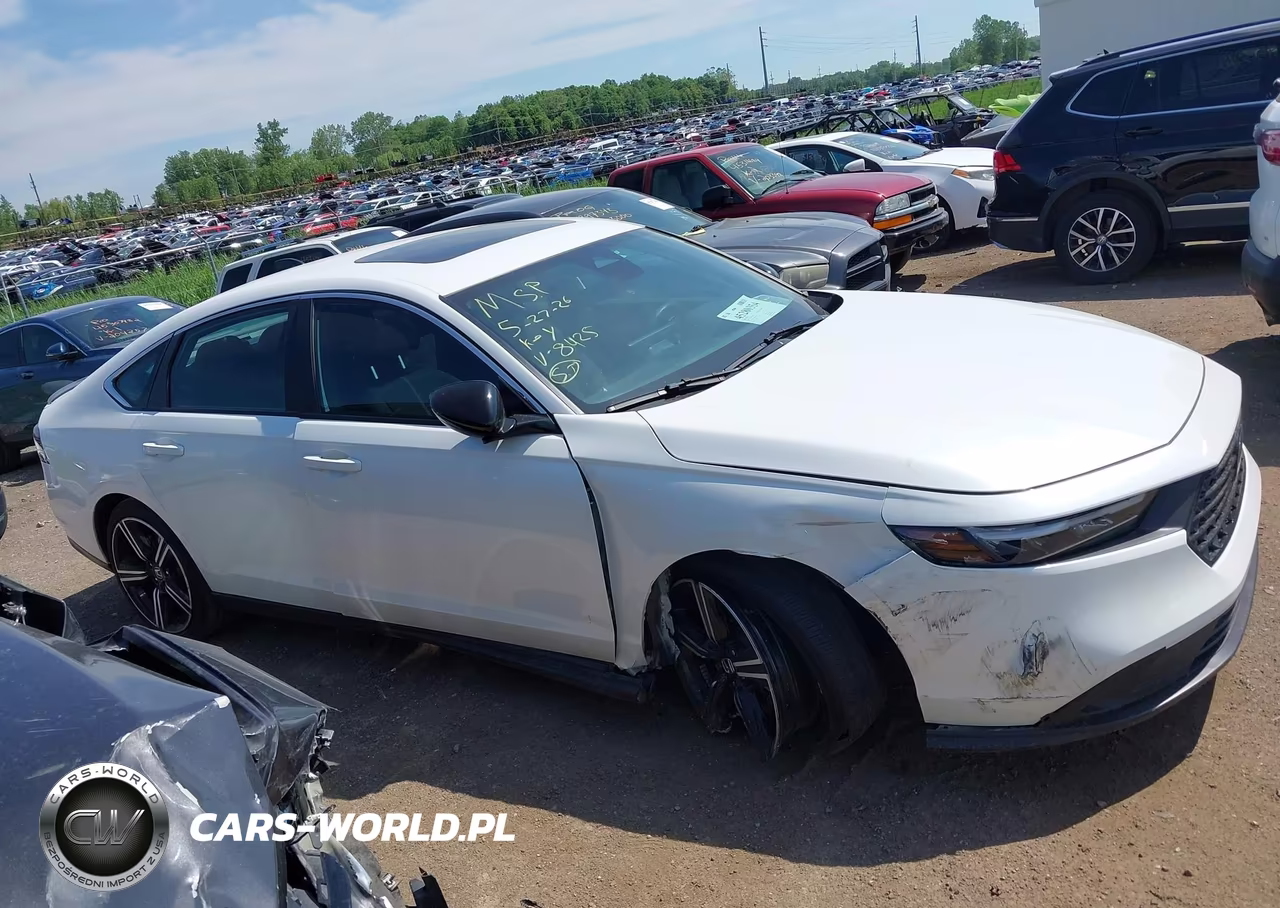 2025 Honda Accord Hybrid Sport VIN:1HGCY2F52SA048425 - 13