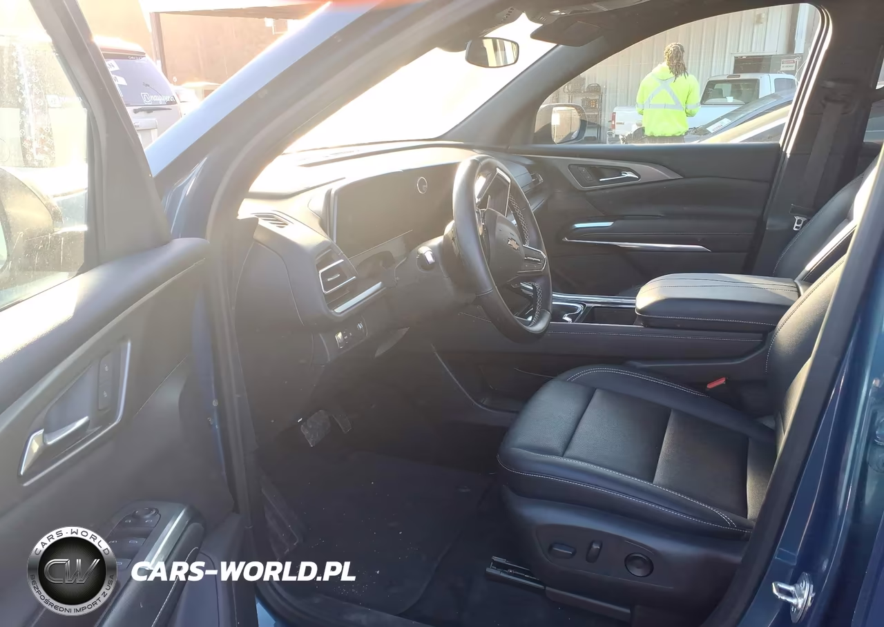 2025 Chevrolet Traverse Fwd Lt VIN:1GNERGRS4SJ140582 - 5
