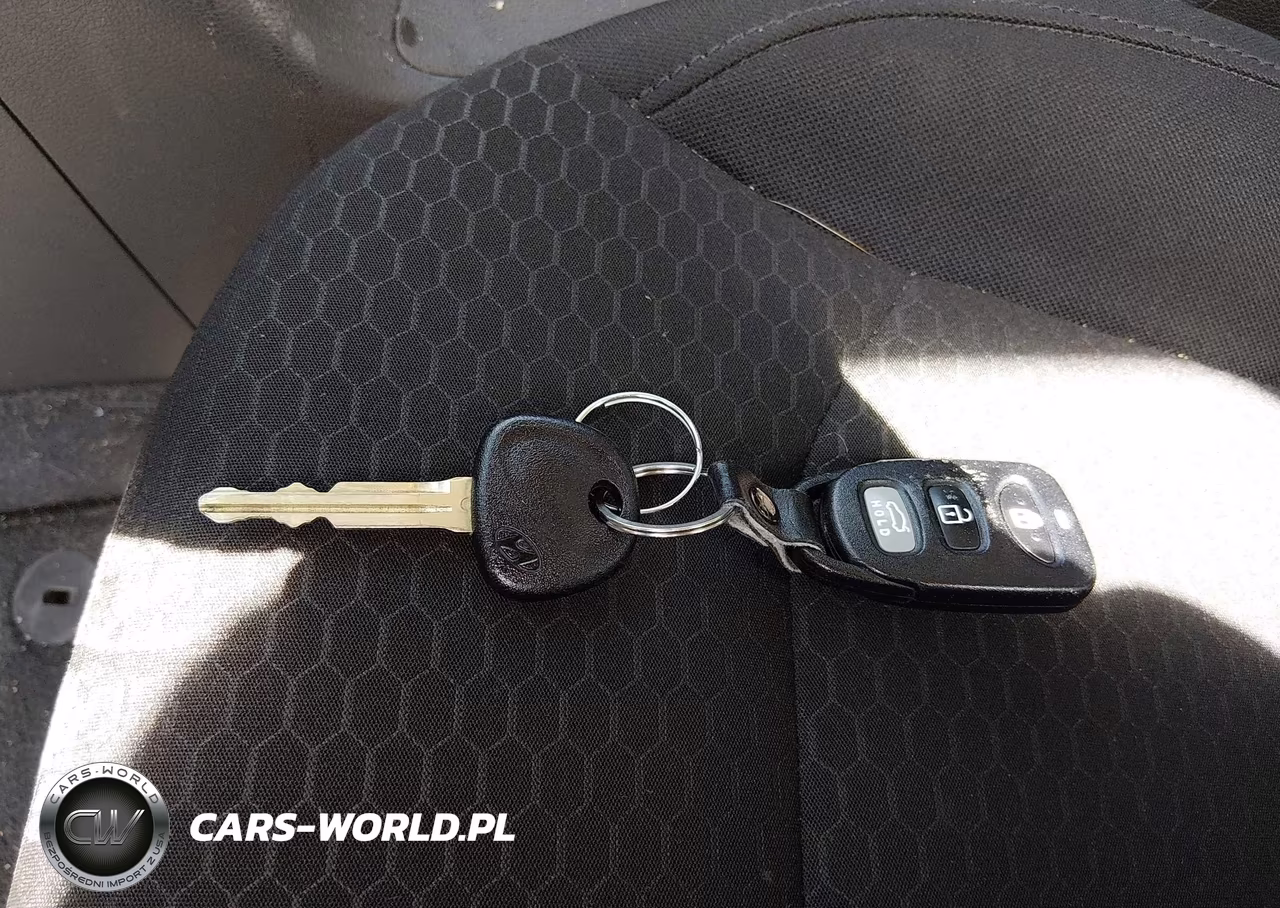 2020 Hyundai Elantra Se VIN:5NPD74LFXLH611245 - 11