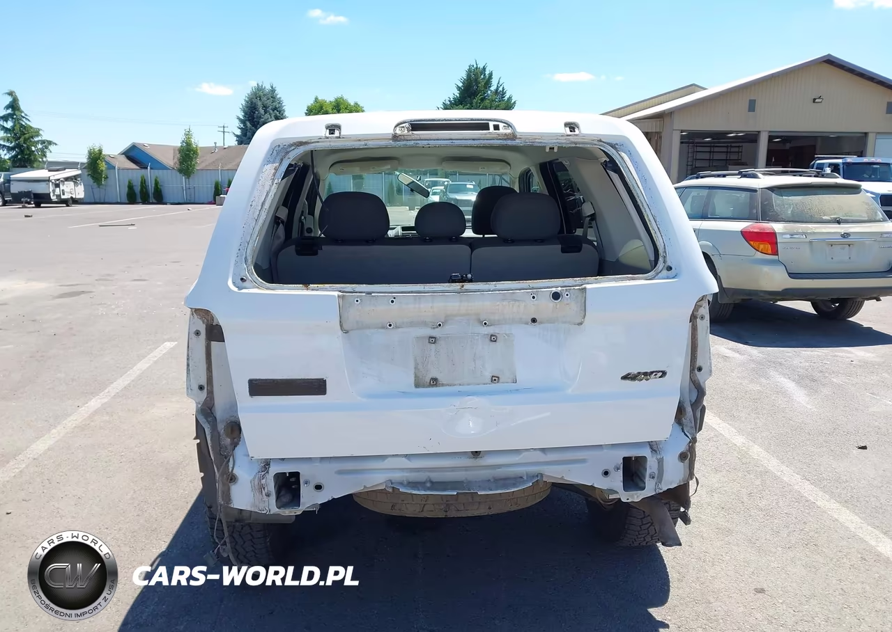 2009 Ford Escape Xls VIN:1FMCU92749KB70147 - 17