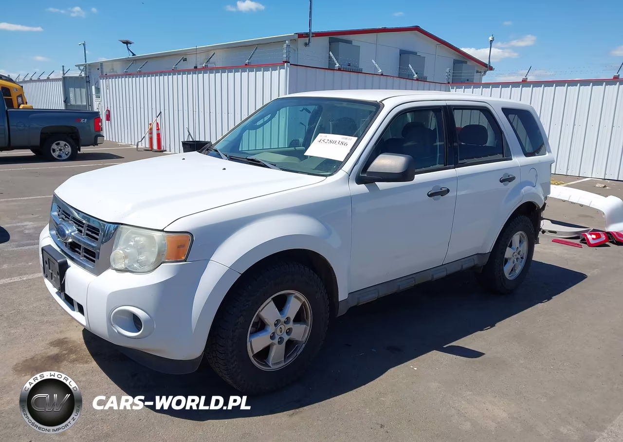 2009 Ford Escape Xls VIN:1FMCU92749KB70147 - 2
