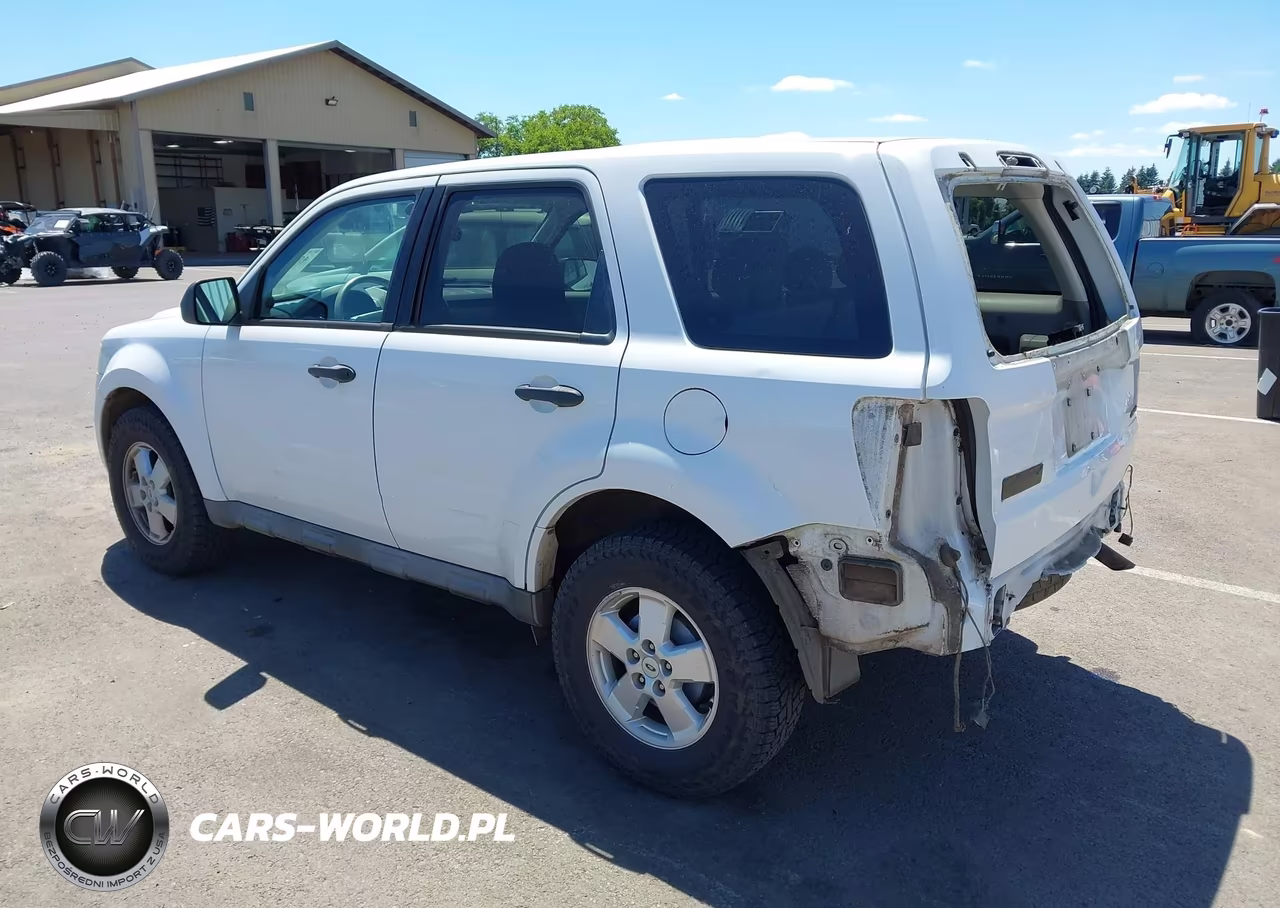 2009 Ford Escape Xls VIN:1FMCU92749KB70147 - 3