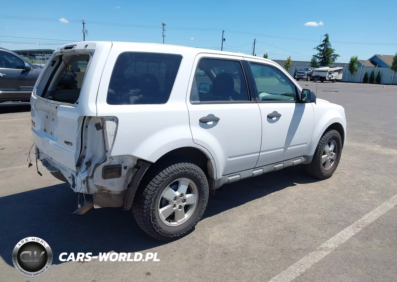 2009 Ford Escape Xls VIN:1FMCU92749KB70147 - 4
