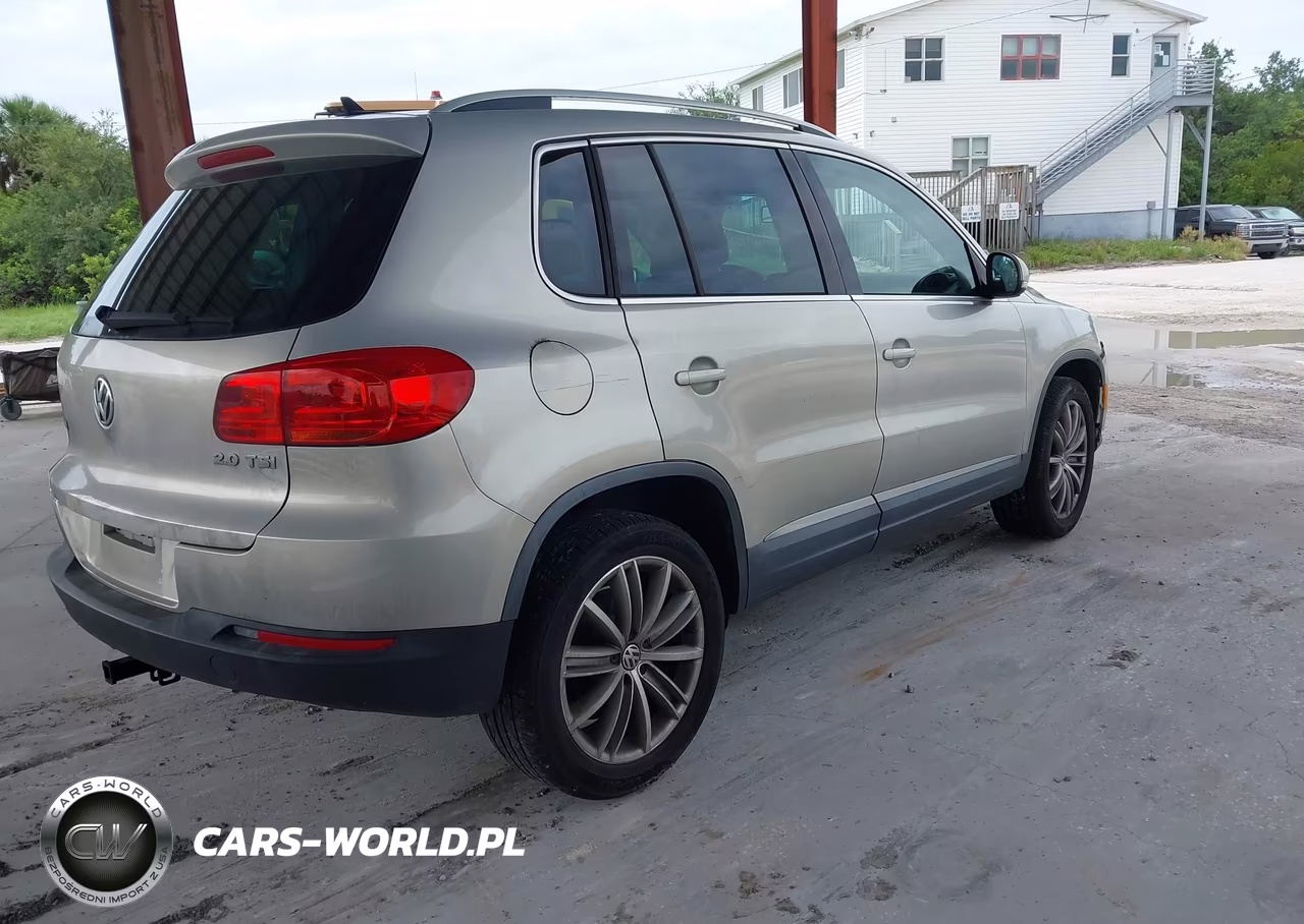 2012 Volkswagen Tiguan Se VIN:WVGAV7AX6CW519934 - 4