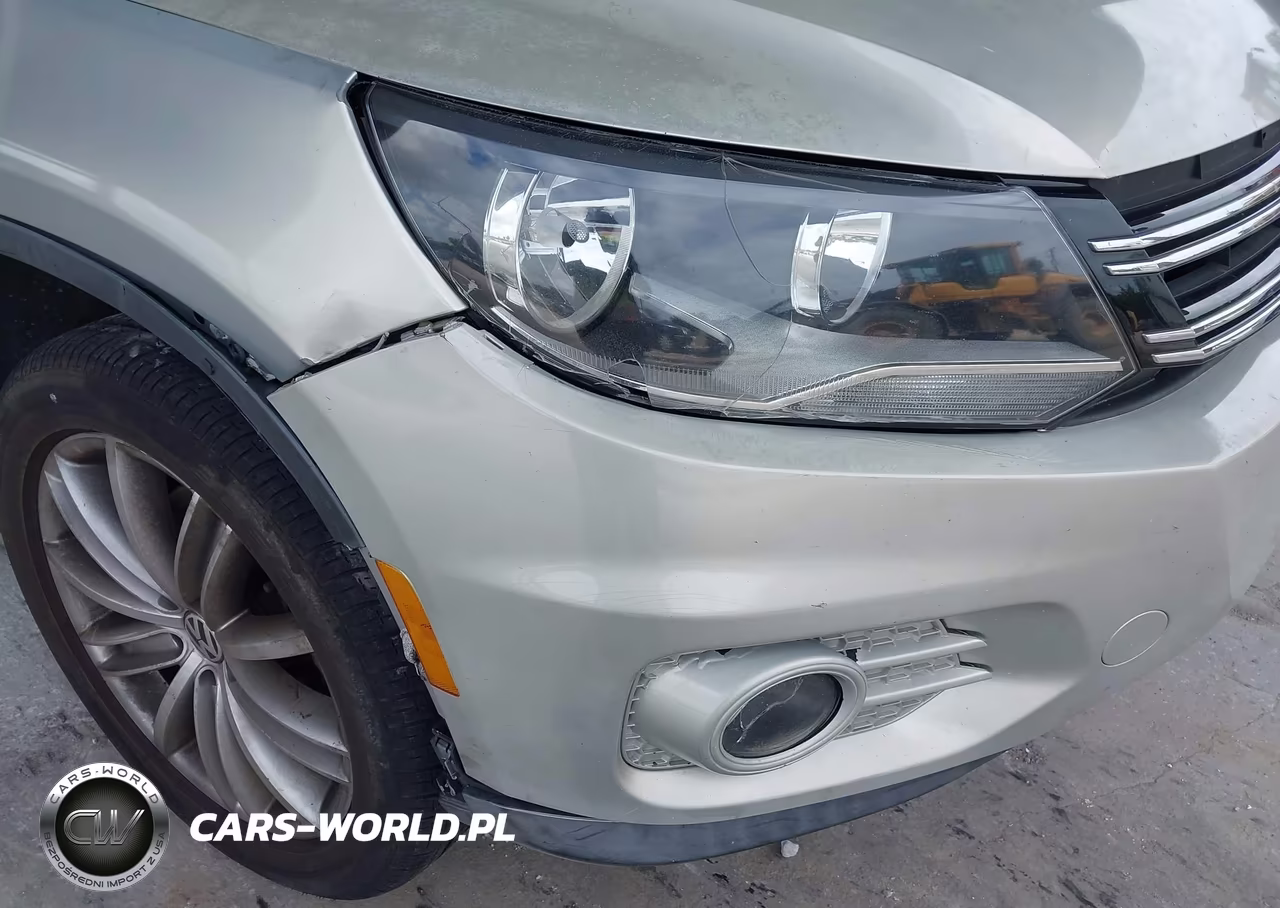 2012 Volkswagen Tiguan Se VIN:WVGAV7AX6CW519934 - 6