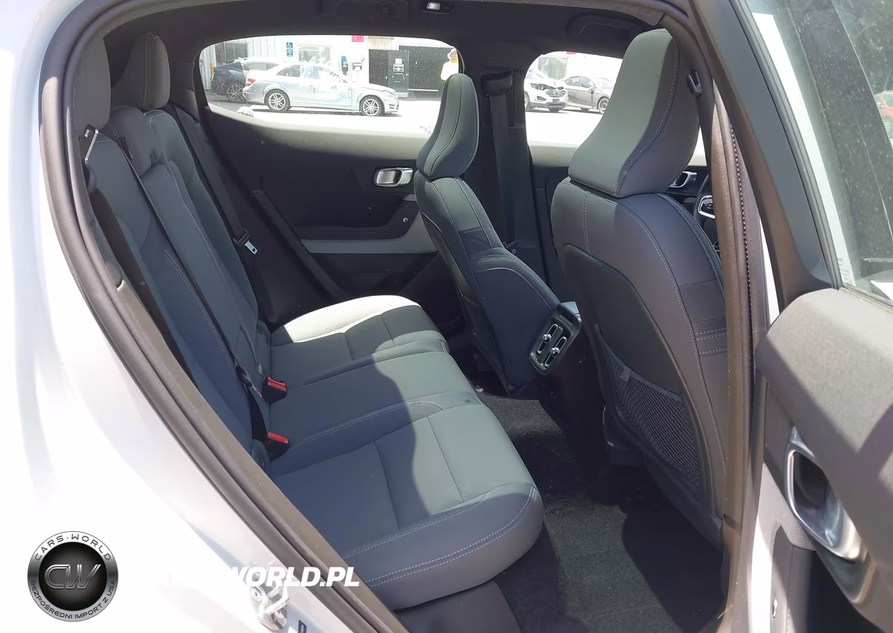 2023 Polestar 2 Long Range Dual Motor-Long Range Dual Motor Plus VIN:YSMED3KA9PL114349 - 8