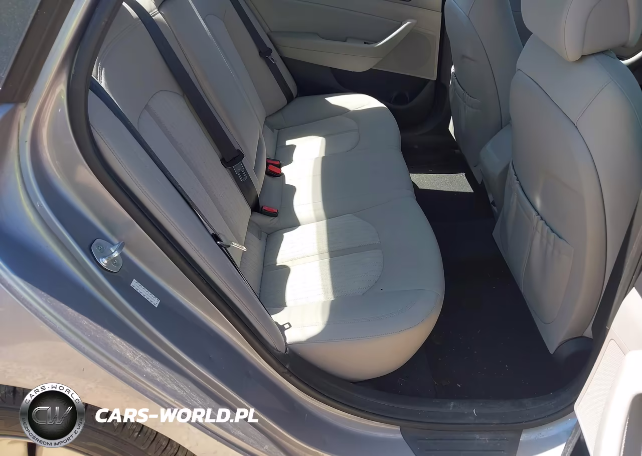 2016 Hyundai Sonata Hybrid Se VIN:KMHE24L10GA022026 - 8